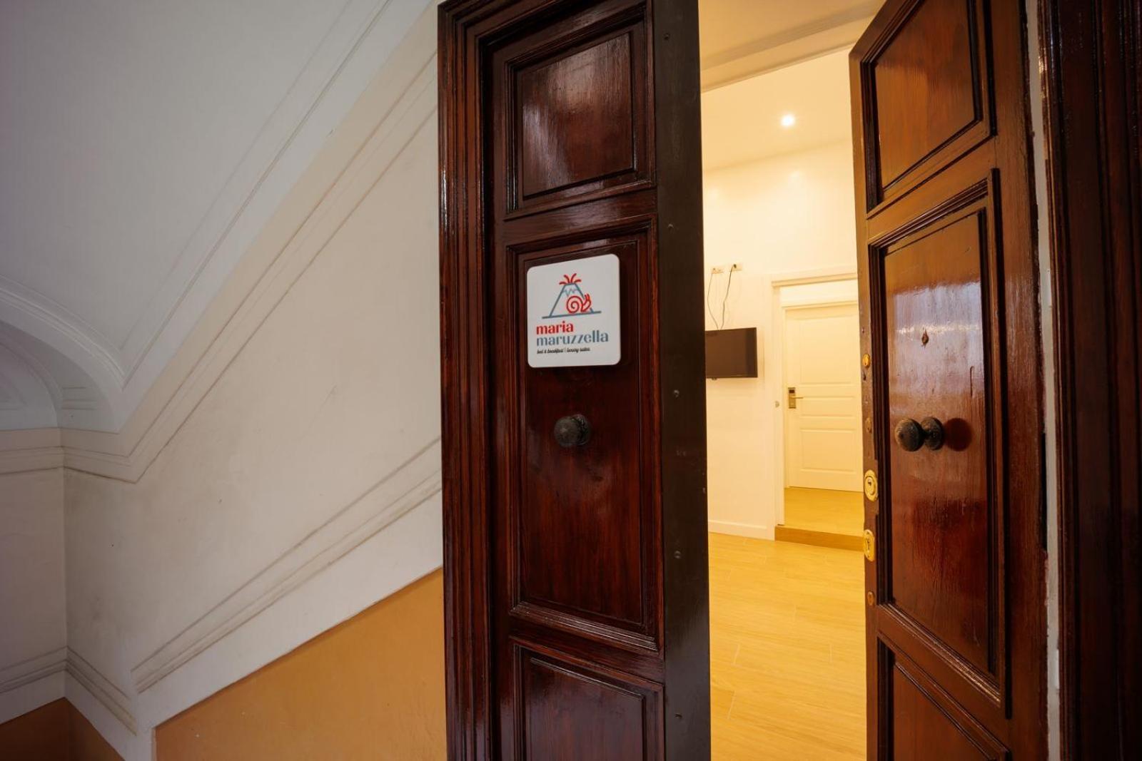 Maria Maruzzella B&B Luxury Suites Napoli Dış mekan fotoğraf